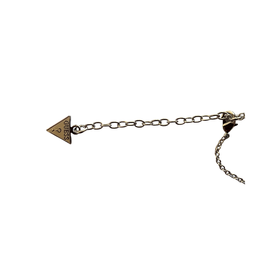 Collier en argent en forme de cœur avec petites pierres -Guess Collier en argent en forme de cœur avec petites pierres -Guess